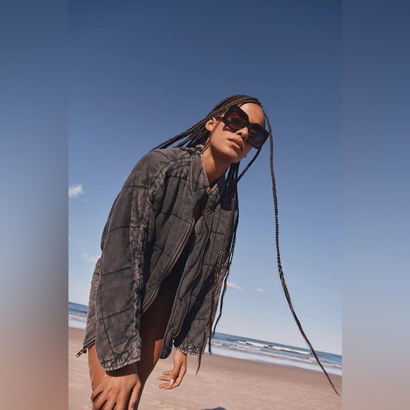 Dolman Quilted Knit Jacket - Picture 4 of 5